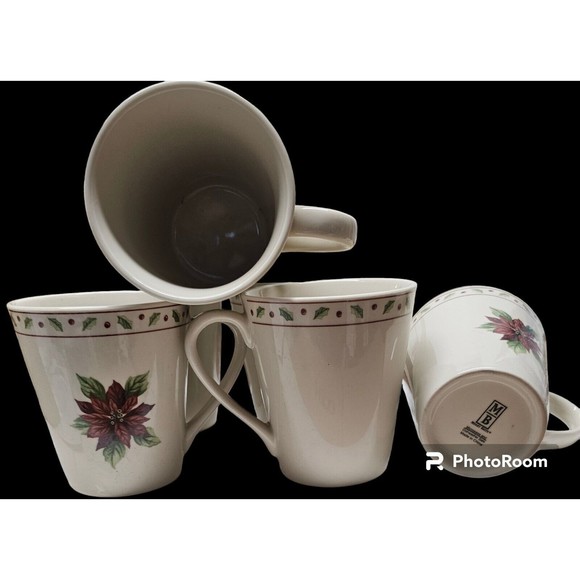 Set Of 6 Vintage Merry Brite 4” Porcelain CHRISTMAS POINSETTIA & HOLLY Mugs - Picture 1 of 7